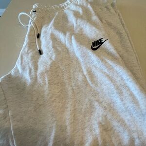 Nike joggers